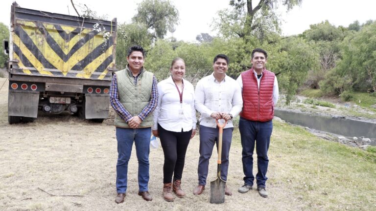Encabeza Omar Muñoz faena de limpieza en el Río Atoyac