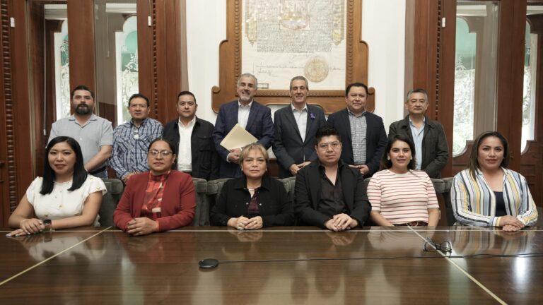 Sostiene Pepe Chedraui reunión con el Consejo Directivo del Sindicato del Ayuntamiento de Puebla
