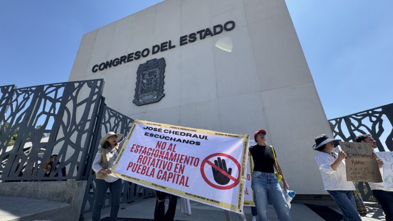 No aceptaré chantajes de manifestantes: Armenta
