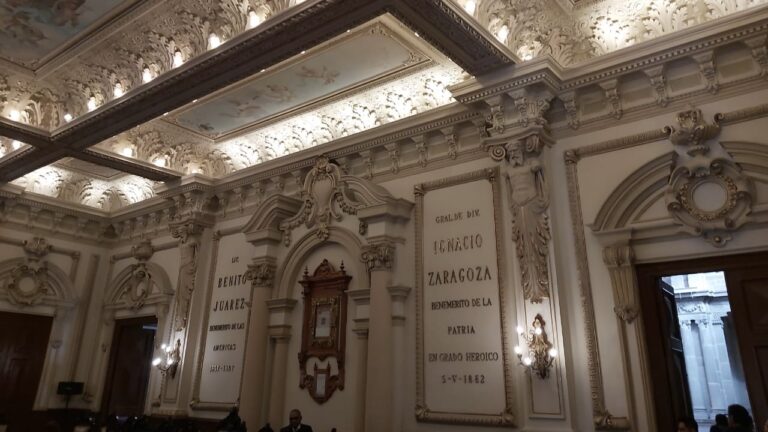 Avalan nuevos lineamientos para parquímetros en Puebla