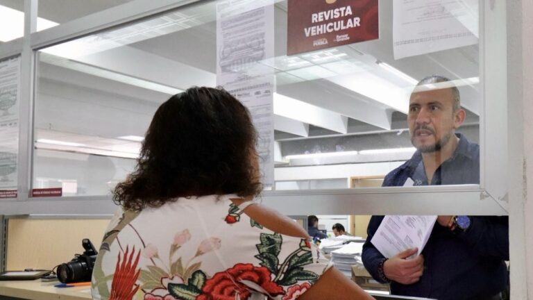 Mantiene gobierno estatal apoyo a transportistas para modernización de unidades