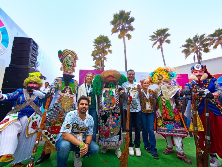 El Carnaval más Chingón de Puebla representa al estado en el Tianguis Turístico 2025