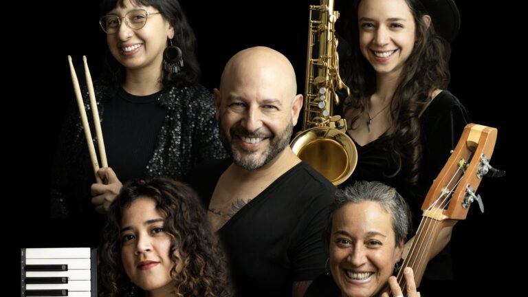 Pedro Kóminik celebra 20 años del lanzamiento de “Volví, Lili Marlene”