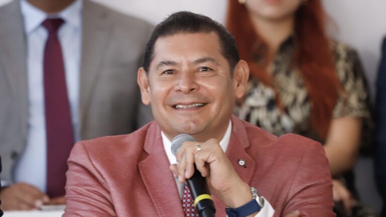 Para mejorar movilidad, gobierno estatal atiende ciclopistas y puentes atirantados