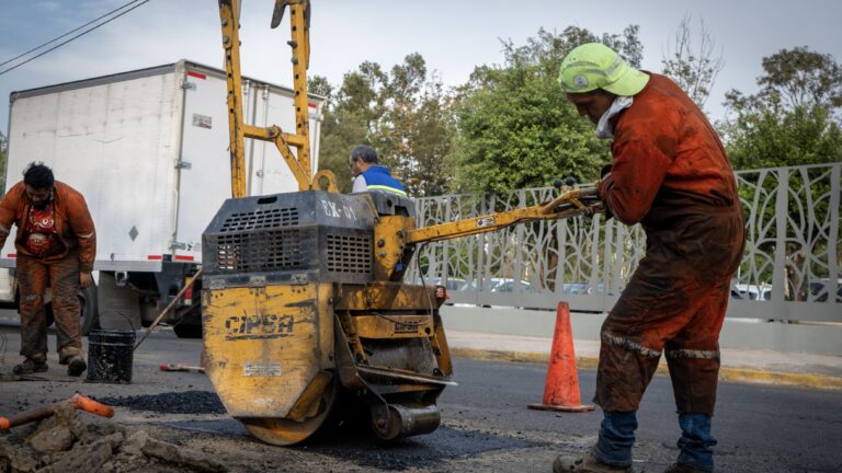 Supervisa Pepe Chedraui Campaña de Bacheo en la capital