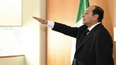 Jared se moja las ganas