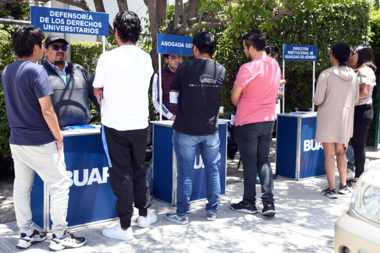 Instala BUAP Módulos de Atención a la Comunidad Universitaria