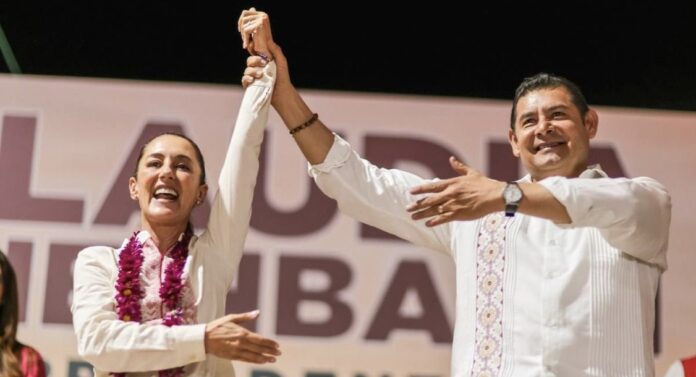 Claudia Sheinbaum, presidenta de México y Alejandro Armenta, gobernador de Puebla