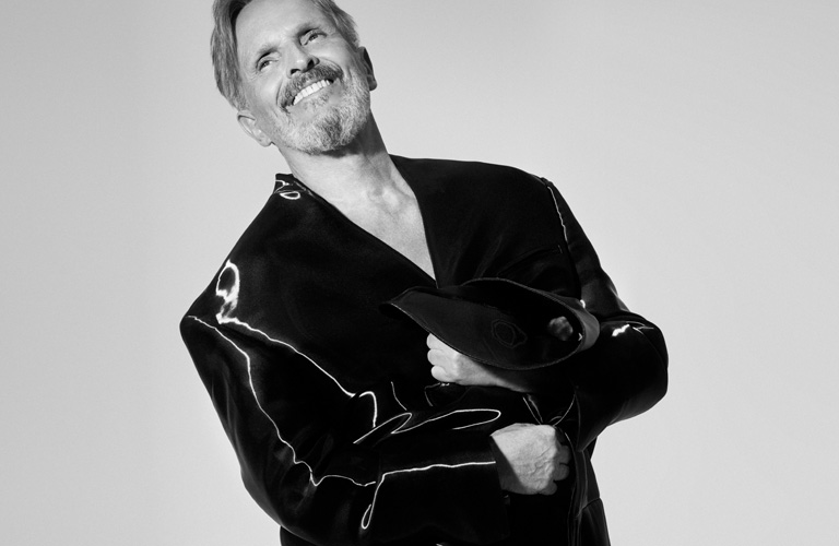 Confirman a Miguel Bosé para el Palenque de la Feria de Puebla