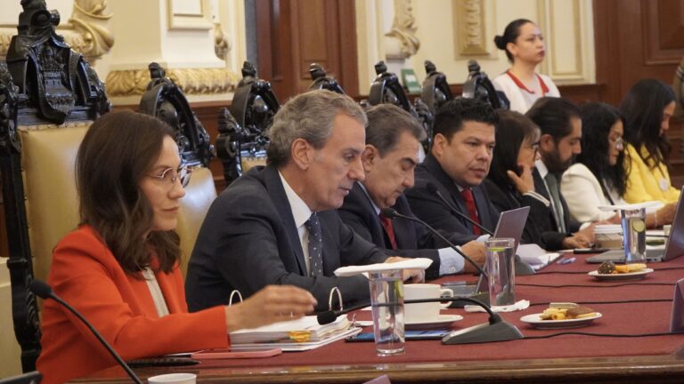 Aprueba Ayuntamiento de Puebla Reglas de Operación del Estacionamiento Rotativo 2024-2027