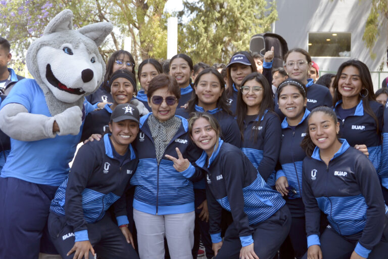 Reconoce BUAP la dedicación de sus deportistas
