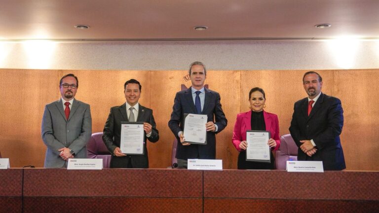 UPAEP y COPARMEX firman macro-convenio para fortalecer la educación y el sector empresarial