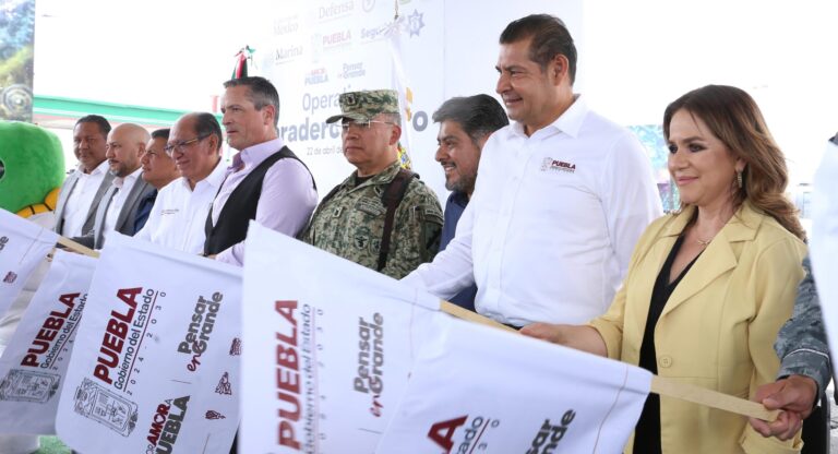 Operativo Coordinado para proteger a familias y transportistas en carreteras de Puebla
