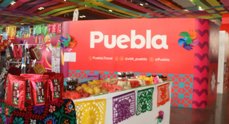 Gran afluencia recibe el pabellón turístico de la Feria de Puebla