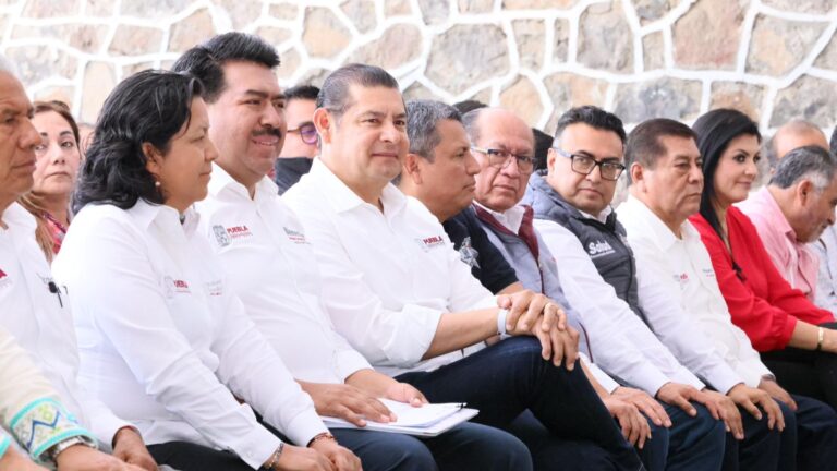 Con obra comunitaria se prioriza el bienestar de las familias: Alejandro Armenta