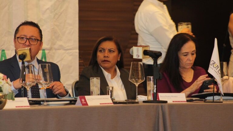 Destaca trabajo conjunto entre el Gobierno de la Ciudad y el sector empresarial para una gestión pública eficiente