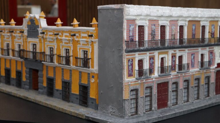 Exponen en Congreso “Transformación de Puebla: la ciudad en pequeño, la historia en grande”