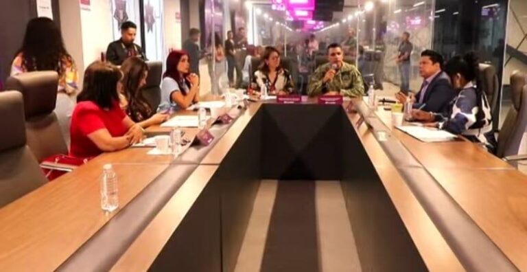 Félix Pallares rinde informe a regidores