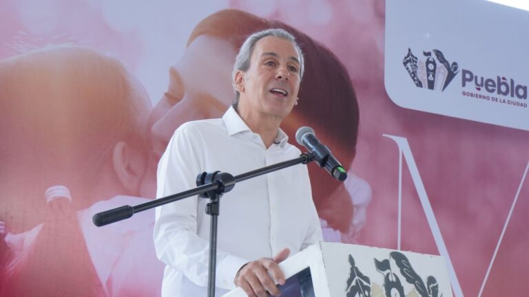 Festeja Pepe Chedraui el Día de las Madres en la Laguna de Chapulco, destaca su valor en la capital poblana