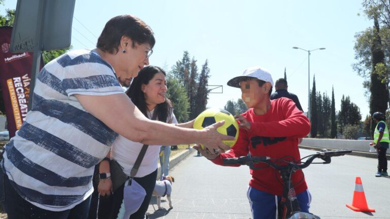 Jóvenes los que más utilizan la vía recreativa