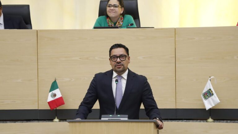 Proponen en Congreso acciones para detectar y controlar sobrepeso y desnutrición en escuelas