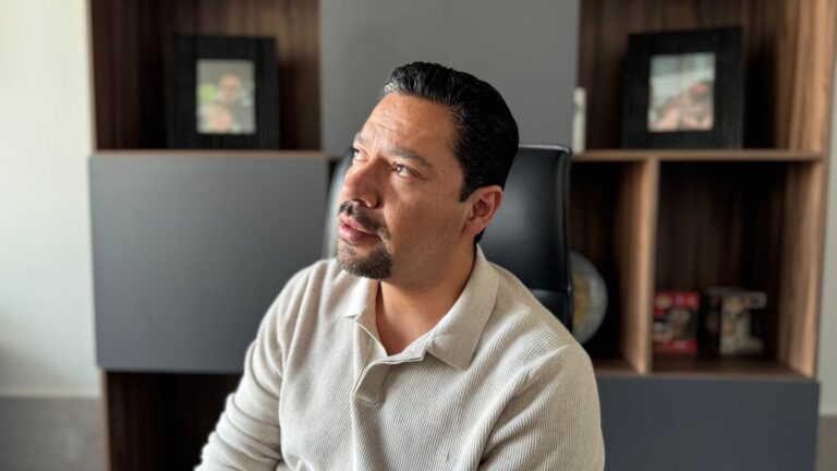 Néstor Camarillo no es “un verdadero líder partidista”, será el responsable de la extinción del PRI en Puebla