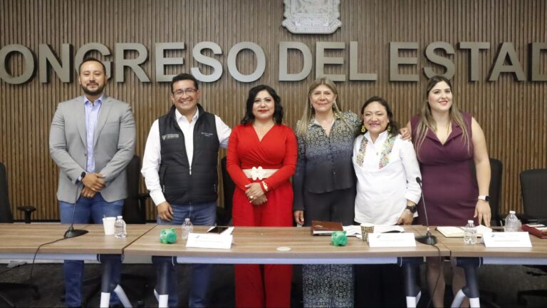 Realizan en el Congreso del Estado Conversatorio entre la Comunidad Migrante y Finabien