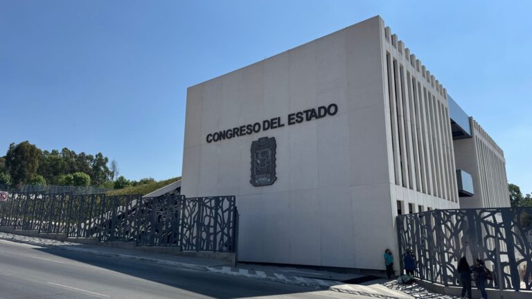 Estertores de una guerra digital