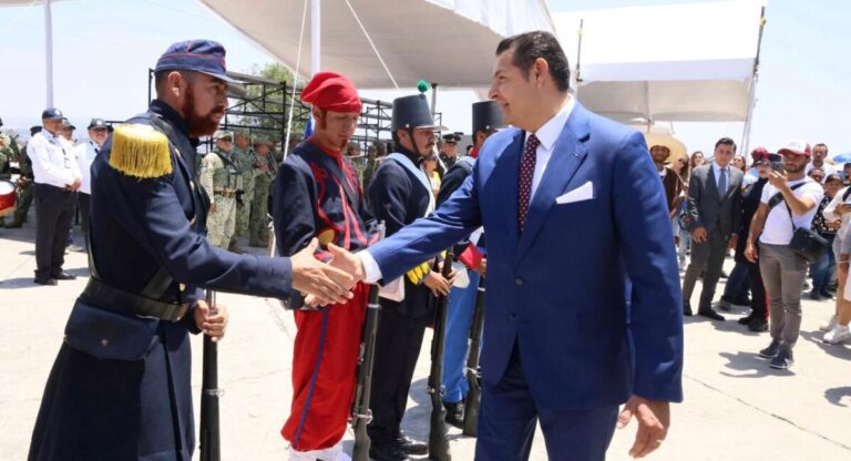 Con escenificación monumental, Puebla honra legado heroico de la Batalla del 5 Mayo