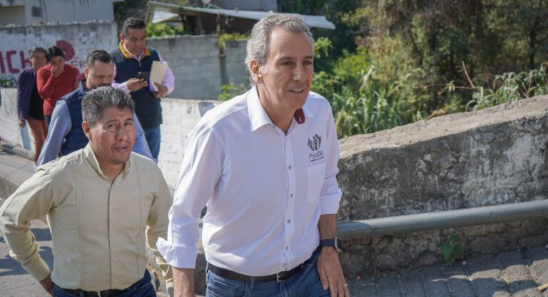 Atiende Pepe Chedraui solicitudes en Canoa para mejora de puente vehicular