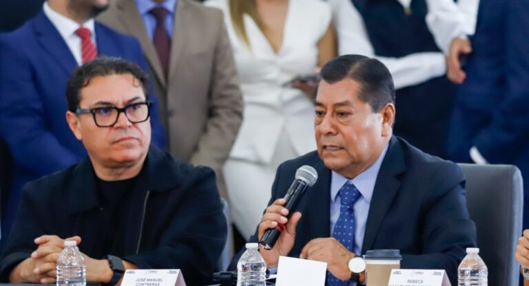 Gobierno de Puebla encabeza dignificación inédita de espacios y accesos en municipios