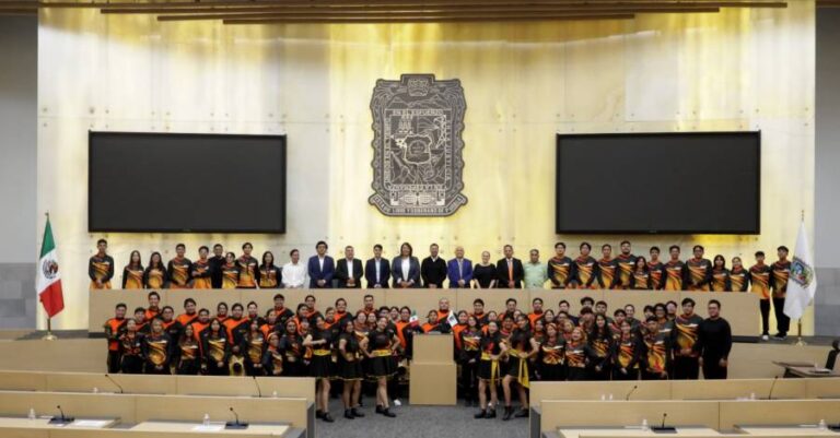 Reconocen en Congreso del Estado esfuerzo y dedicación de Marching Bands