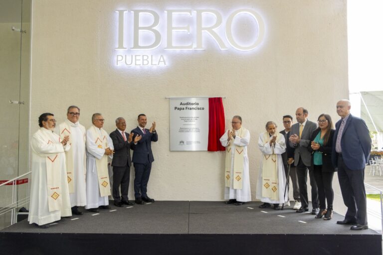 Auditorio ‘Papa Francisco’: el nuevo nido de ideas, congresos y unión de la Comunidad IBERO Puebla