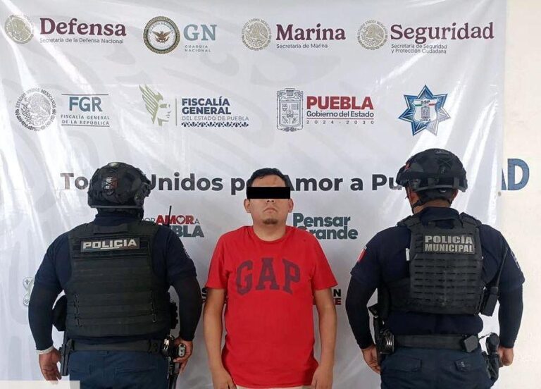 En Tehuacán, SEMAR, SSP y Policía Municipal detienen a dos presuntos narcomenudistas