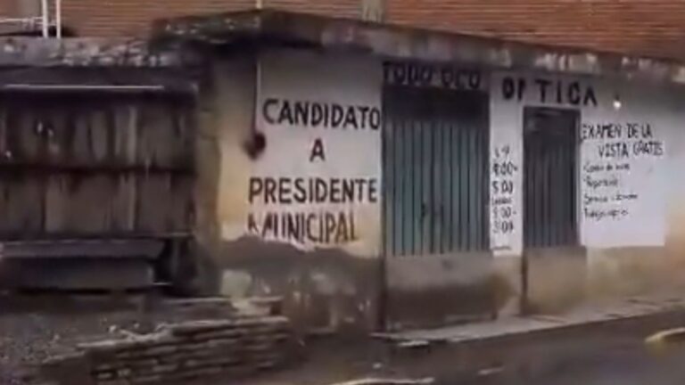 Con barricadas se protegen en Ocotlán ante lluvias