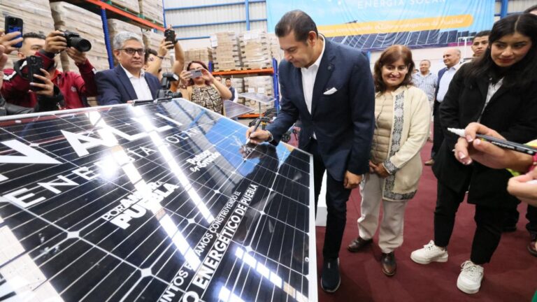 Cumple Armenta compromiso de campaña al inaugurar la Fábrica de Paneles Solares “Tonalli”