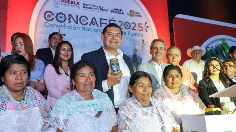 De Puebla al mundo, nace café soluble “5 de Mayo”, compromiso cumplido a cafeticultores
