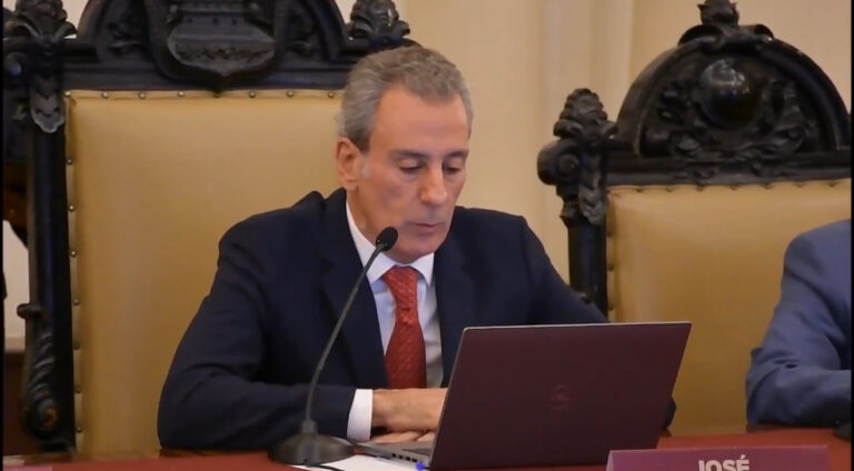 Cabildo aprueba prohibición de venta ilageal de alcohol en establecimientos y vía pública