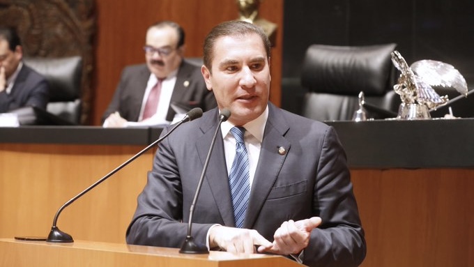 Cuando Hank regaló un millón a Moreno Valle