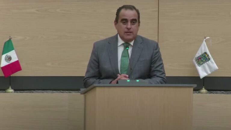 Mauricio Céspedes presenta iniciativa para castigar el robo de identidad en Puebla
