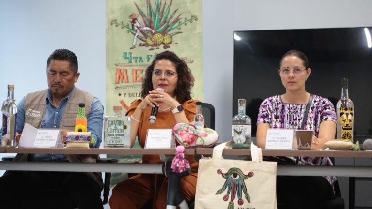 Promocionan en Congreso del Estado 4ª Feria del Mezcal y el Pulque, en Atlixco