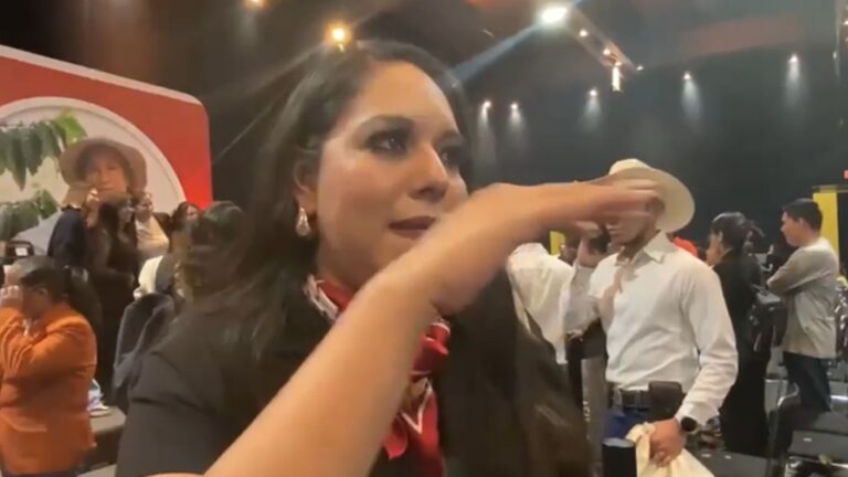 Realizan faena comunitaria en unidad habitacional Arcoíris