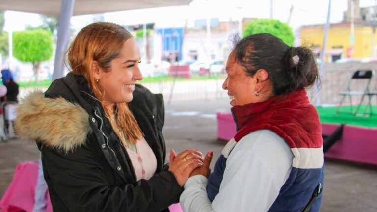 Shamy Spezia entrega más de tres mil despensas a través del programa “De Corazón a Corazón” 