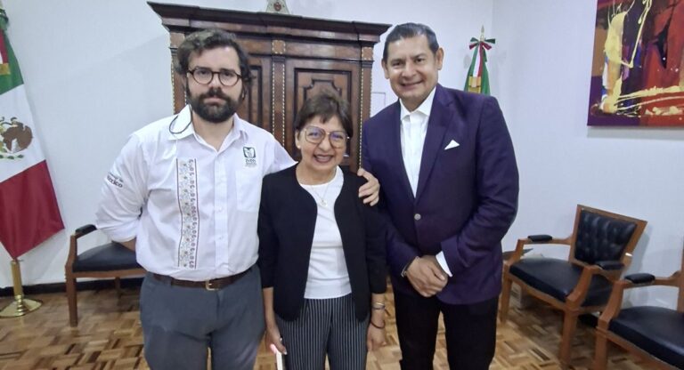 Con 50 quirófanos y hospitales-escuela, IMSS-Bienestar y Gobierno de Puebla refuerzan salud