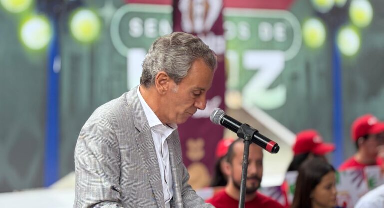 Concesión de paraderos en la capital ya está en manos del Congreso, esperaremos la aprobación