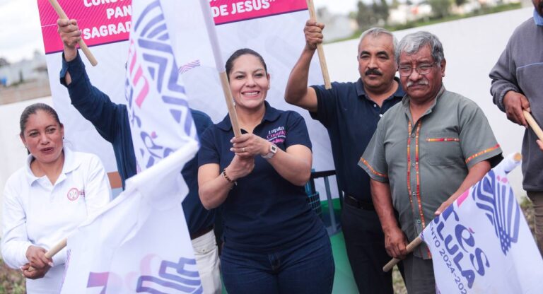 Inicia Lupita Cuautle obra en el panteón municipal de Santa María Tonantzintla