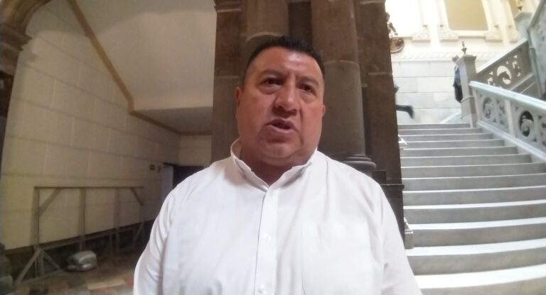 Cerrarán bares en zonas de escuelas y universidades, serán reubicados