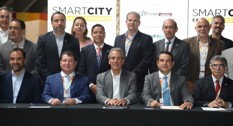 Firma Pepe Chedraui Carta Intención “Red SI4Puebla”