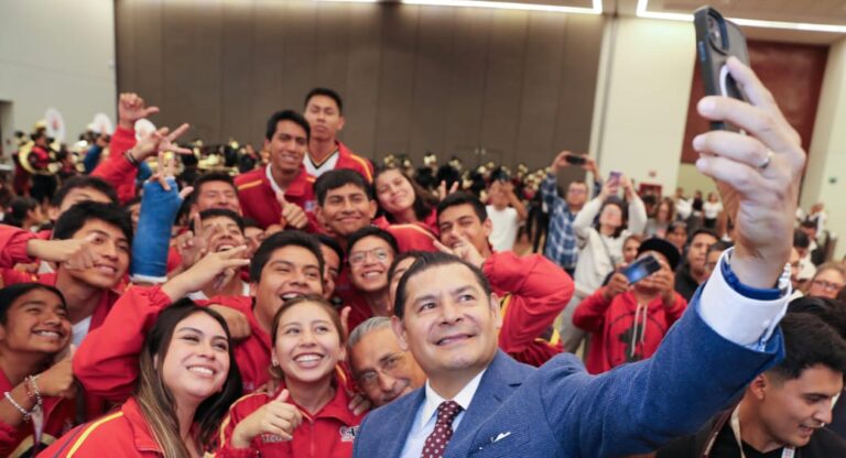 Lista delegación poblana para poner en alto el nombre del Estado en Juegos Deportivos Nacionales Escolares