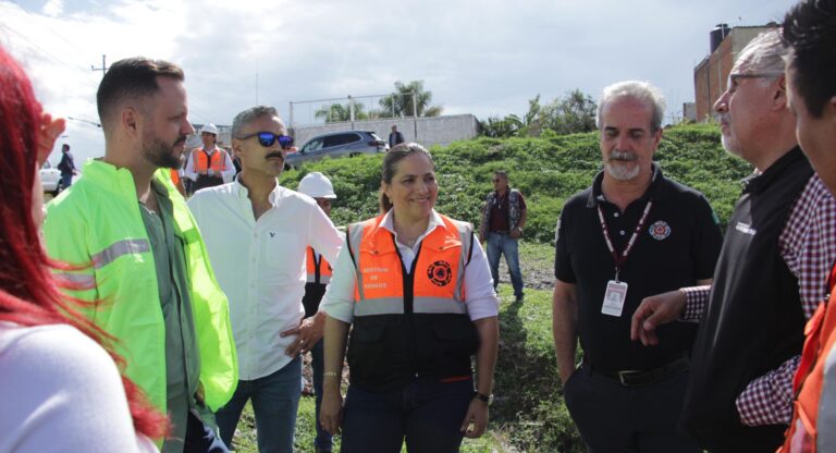 Supervisa Gobierno de la Ciudad labores de desazolve y limpieza en el Vaso Regulador Puente Negro